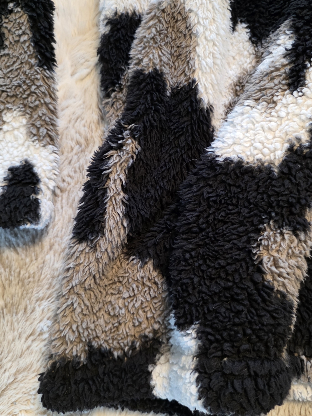 Eddie Bauer Sherpa Half-Zip Pullover - Black, White & Gray XL - Picture 3 of 4